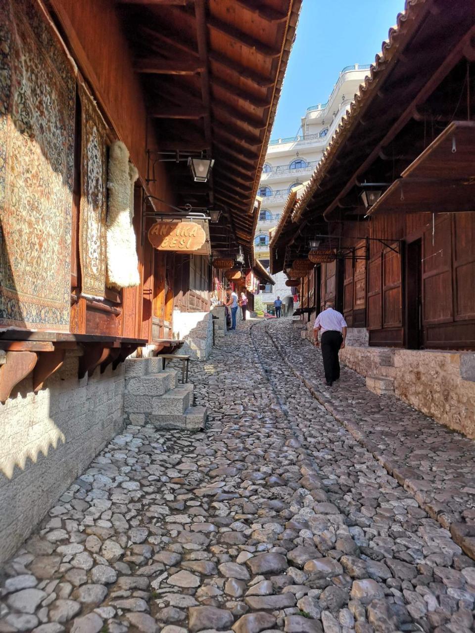 Kruja Hostel Exteriér fotografie